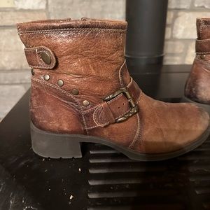 Women’s ankle boots